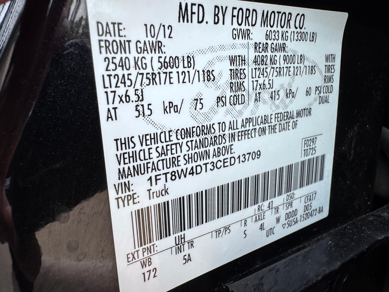 Ford Super Duty F-450 DRW 4WD Crew Cab 172" Lariat 2012