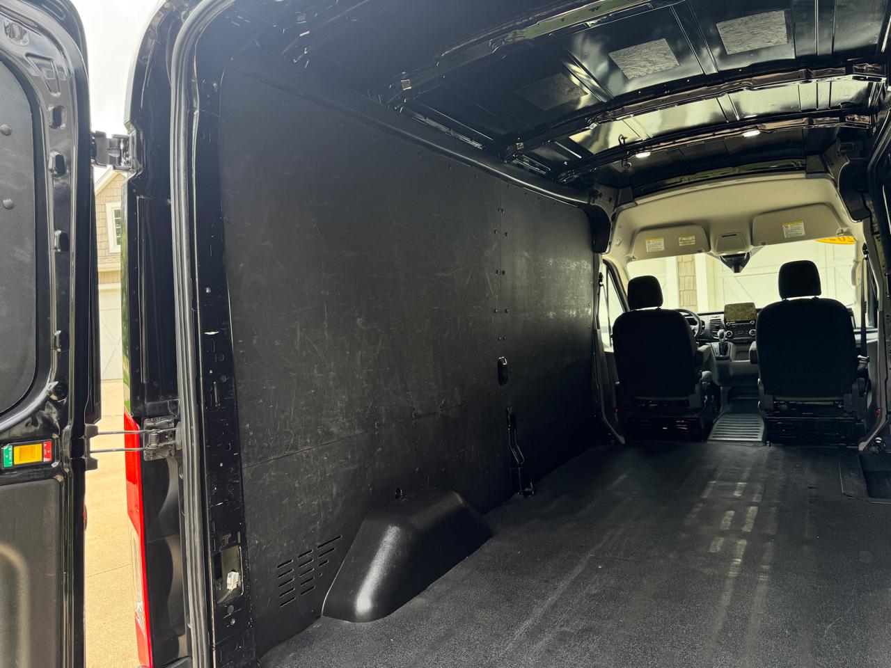 Ford Transit Cargo Van T-350 130" Med Rf 9500 GVWR AWD 2021