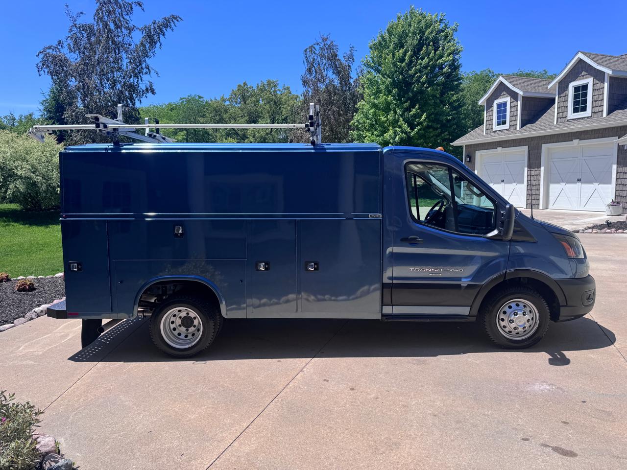 Ford Transit Cutaway T-350 RWD DRW 138" WB 9950 GVWR 2023