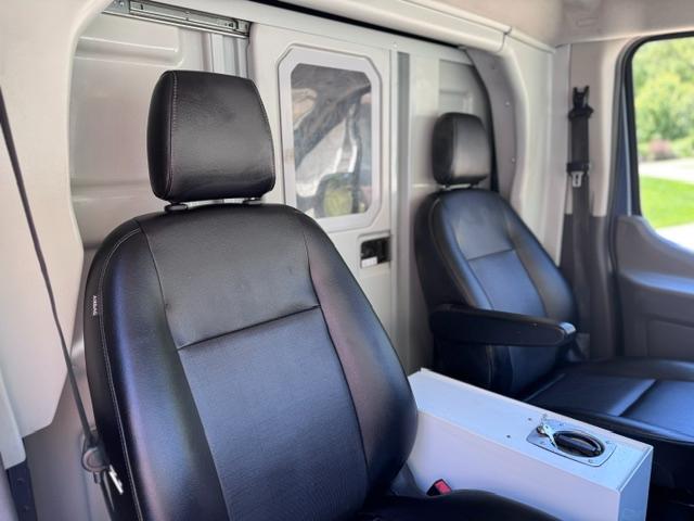 Ford Transit Cutaway T-350 RWD DRW 138" WB 9950 GVWR 2023