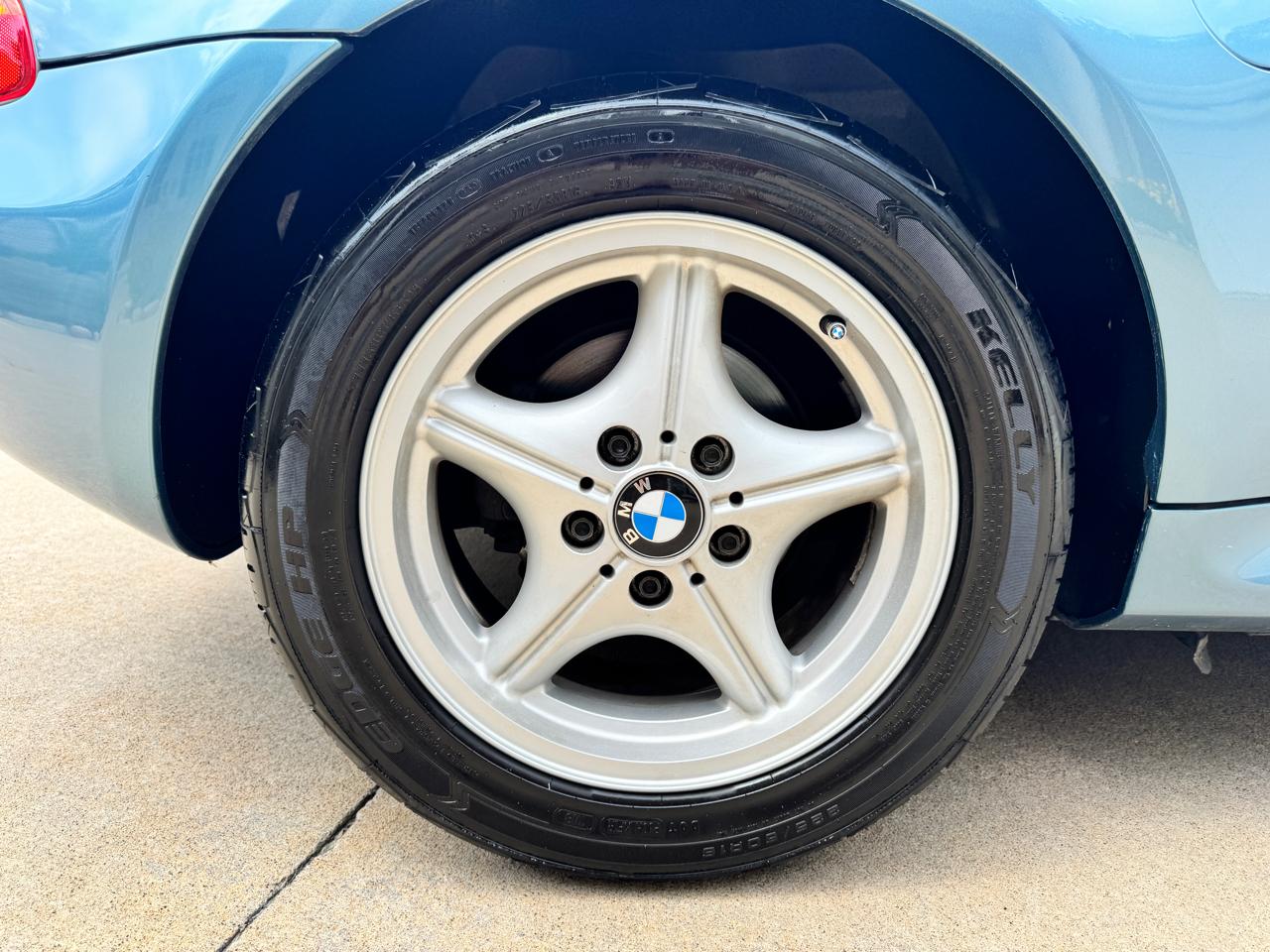 BMW Z3 Z3 2dr Roadster 2.5L 1999