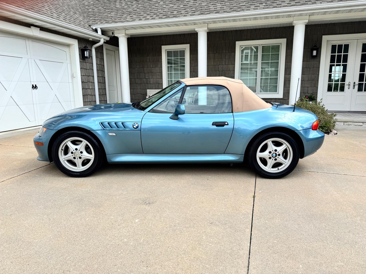 BMW Z3 Z3 2dr Roadster 2.5L 1999