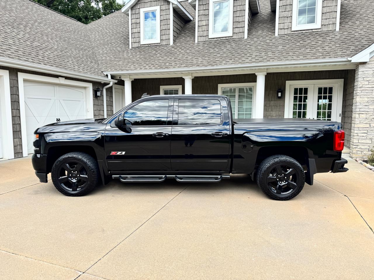 Chevrolet Silverado 1500 4WD Crew Cab 143.5" LTZ w/2LZ 2016