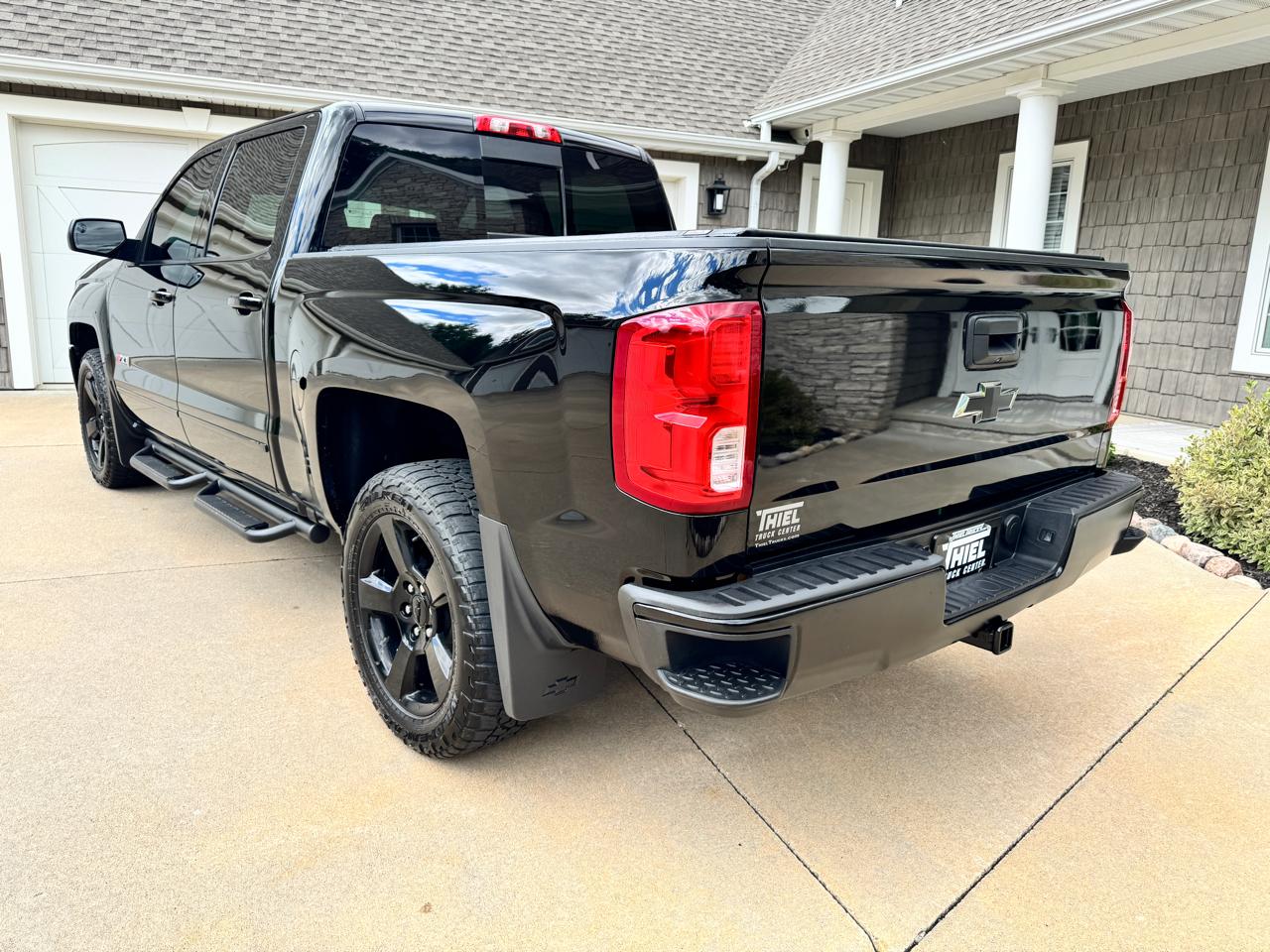 Chevrolet Silverado 1500 4WD Crew Cab 143.5" LTZ w/2LZ 2016