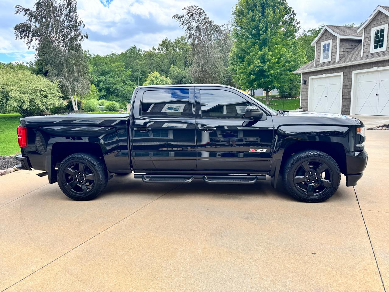 Chevrolet Silverado 1500 4WD Crew Cab 143.5" LTZ w/2LZ 2016