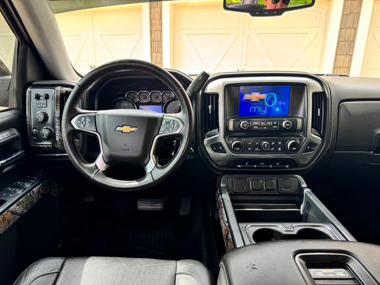 Chevrolet Silverado 1500 4WD Crew Cab 143.5" LTZ w/2LZ 2016