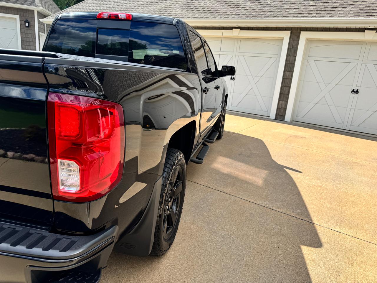 Chevrolet Silverado 1500 4WD Crew Cab 143.5" LTZ w/2LZ 2016