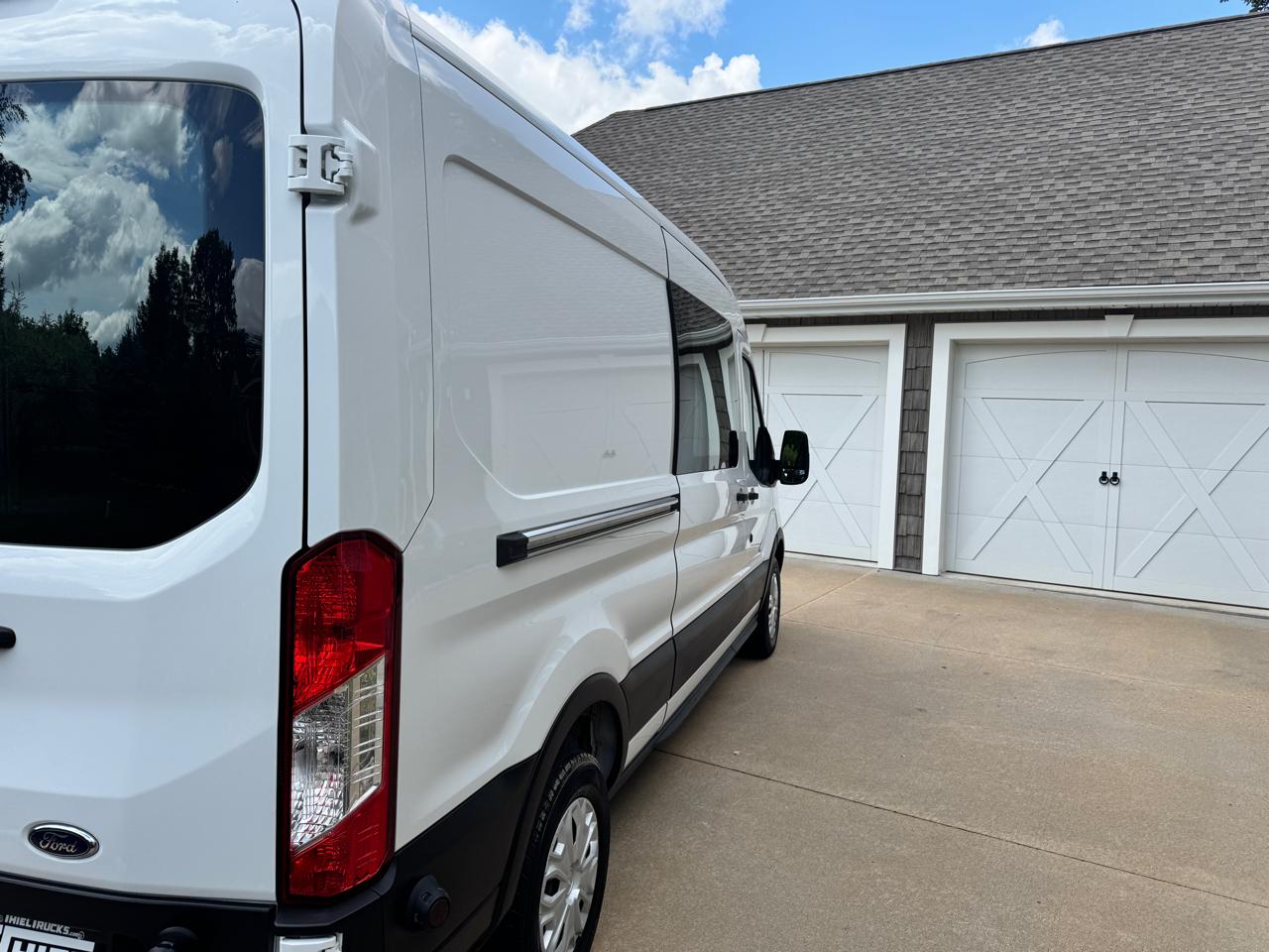 Ford Transit Van T-250 148" Med Rf 9000 GVWR Sliding RH Dr 2019