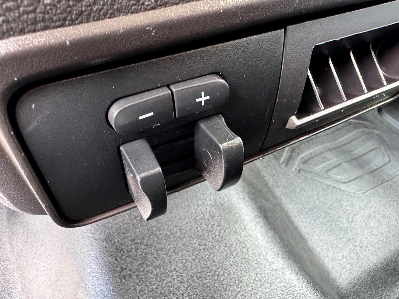 Ford Transit Van T-250 148" Med Rf 9000 GVWR Sliding RH Dr 2019