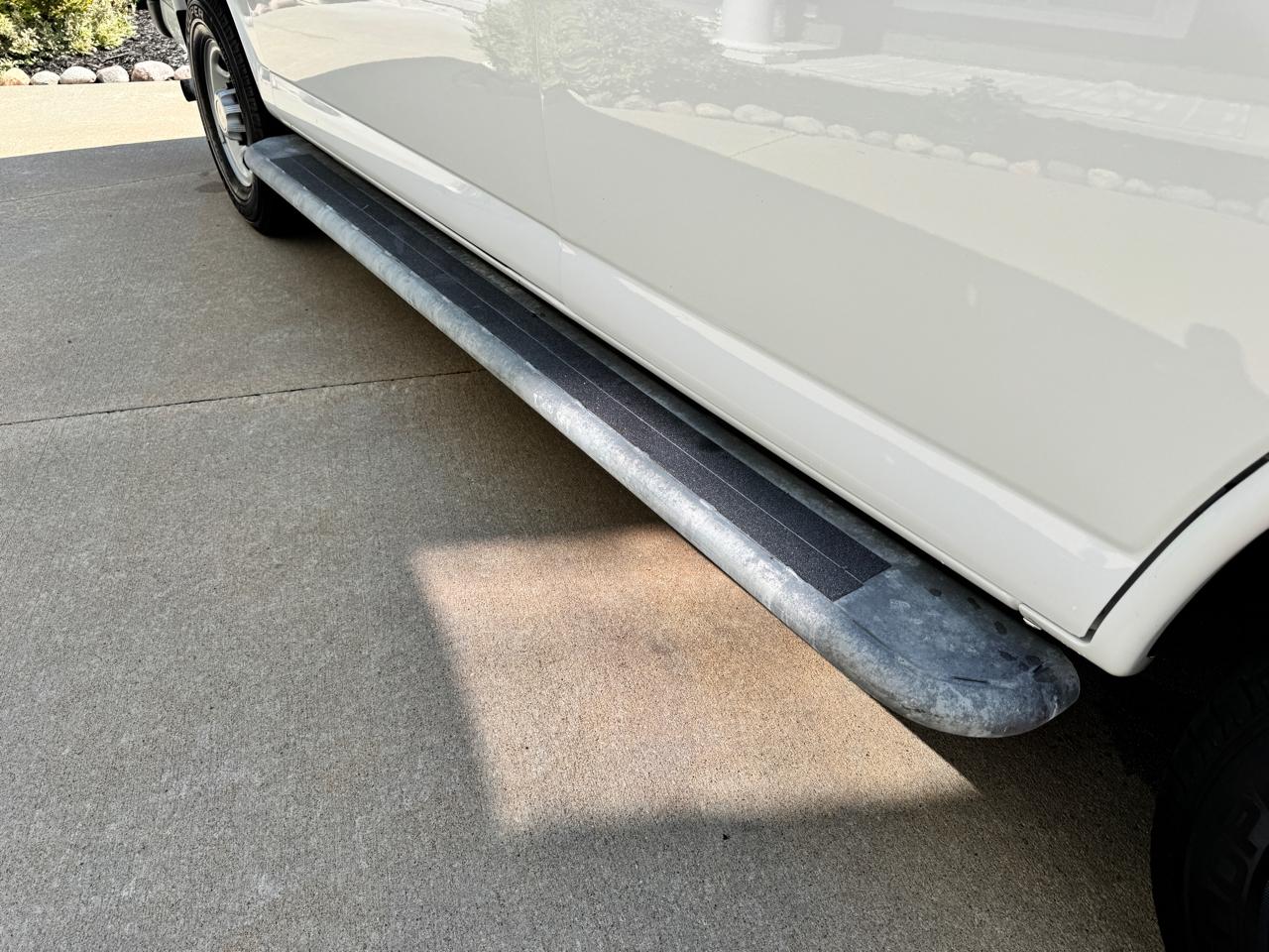 Chevrolet Express Cargo Van RWD 2500 135" 2018