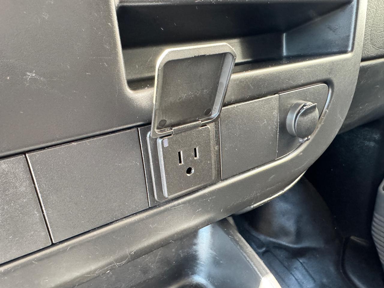 Chevrolet Express Cargo Van RWD 2500 135" 2018