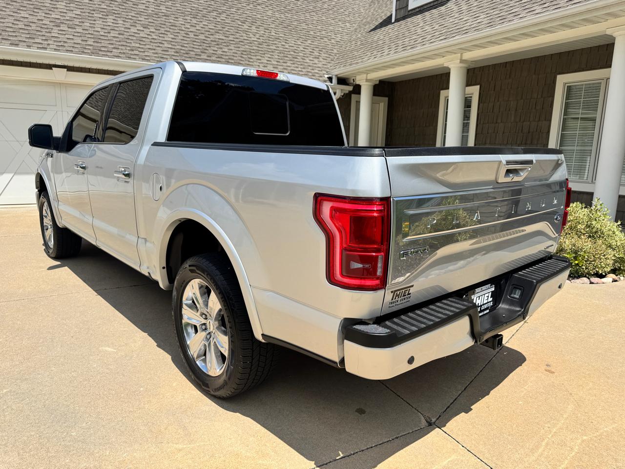 Ford F-150 4WD SuperCrew 145" Platinum 2016