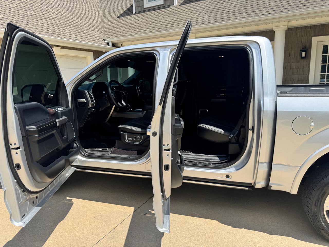 Ford F-150 4WD SuperCrew 145" Platinum 2016