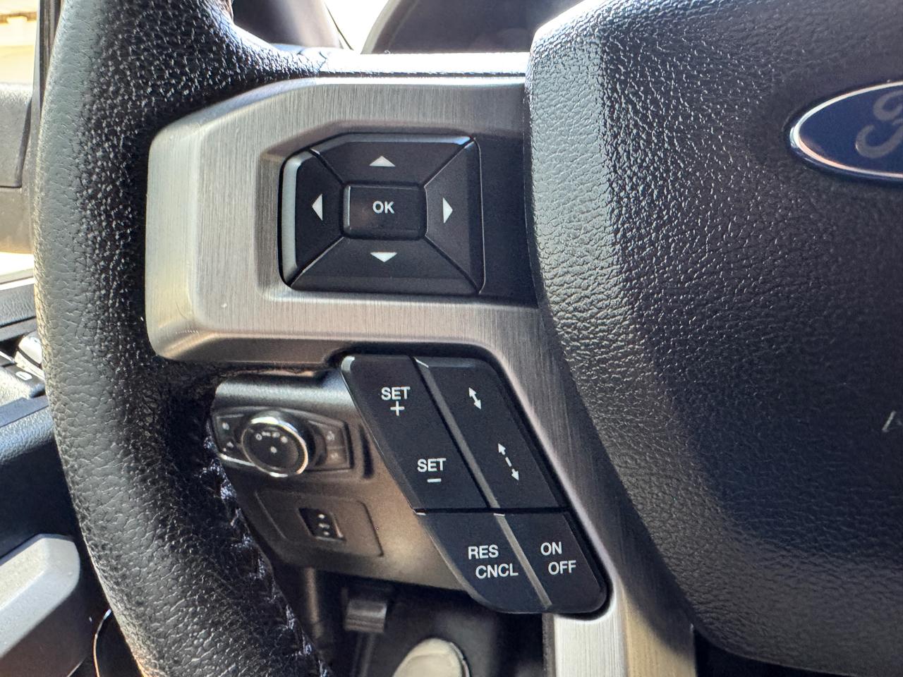 Ford F-150 4WD SuperCrew 145" Platinum 2016