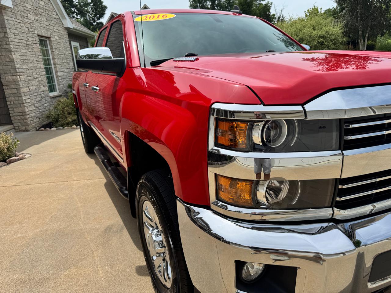 Chevrolet Silverado 2500HD Built After Aug 14 4WD Double Cab 158.1" LTZ 2015