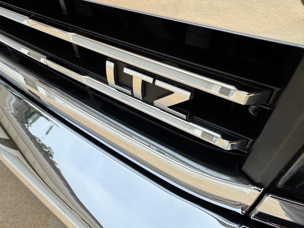 Chevrolet Silverado 2500HD Built After Aug 14 4WD Double Cab 158.1" LTZ 2015