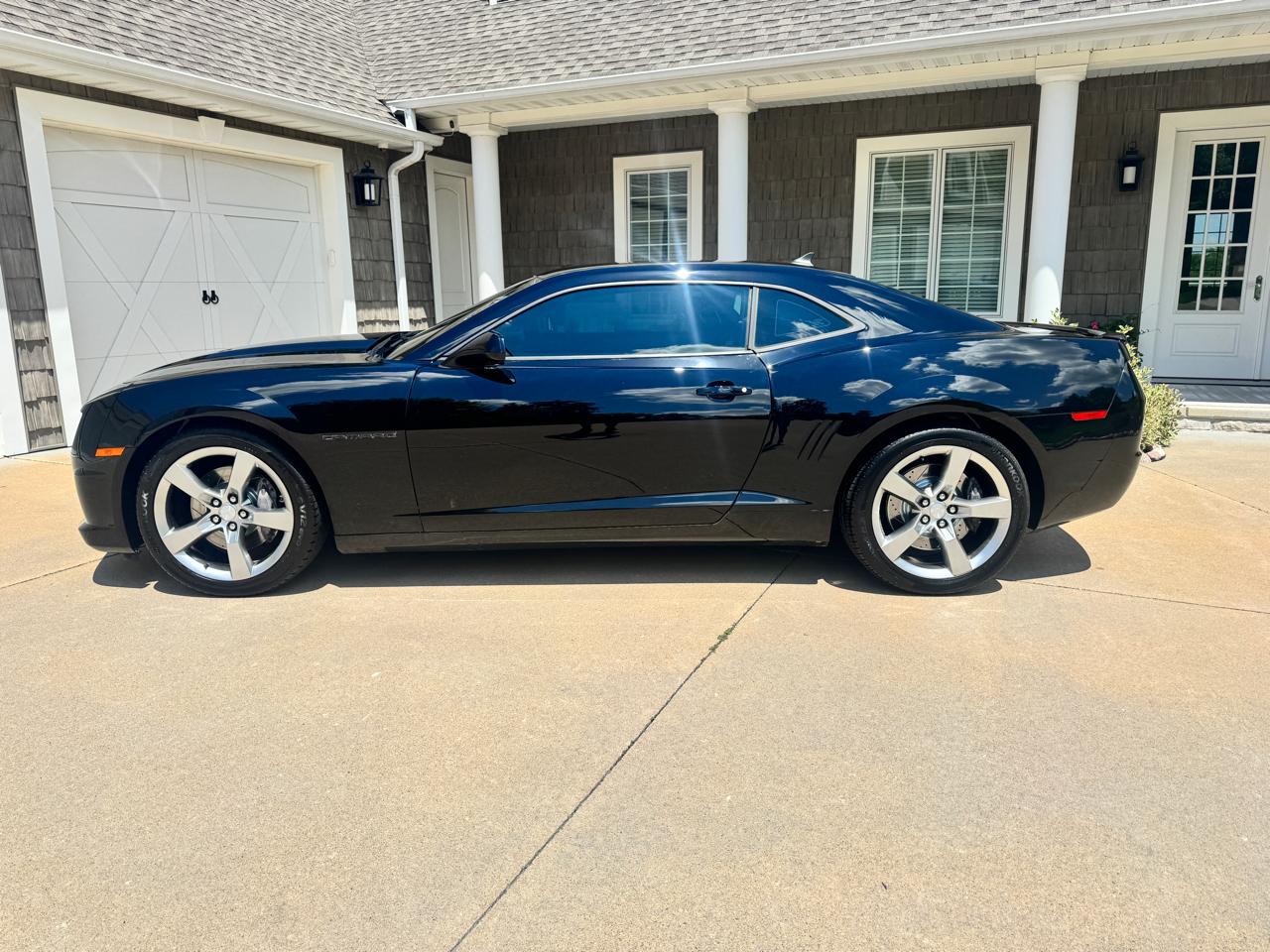 Chevrolet Camaro 2dr Cpe SS w/2SS 2013