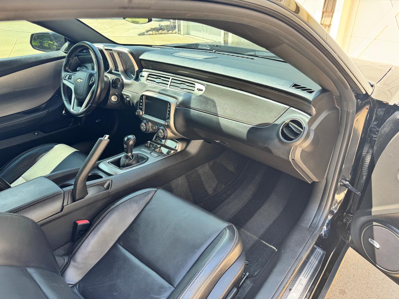 Chevrolet Camaro 2dr Cpe SS w/2SS 2013