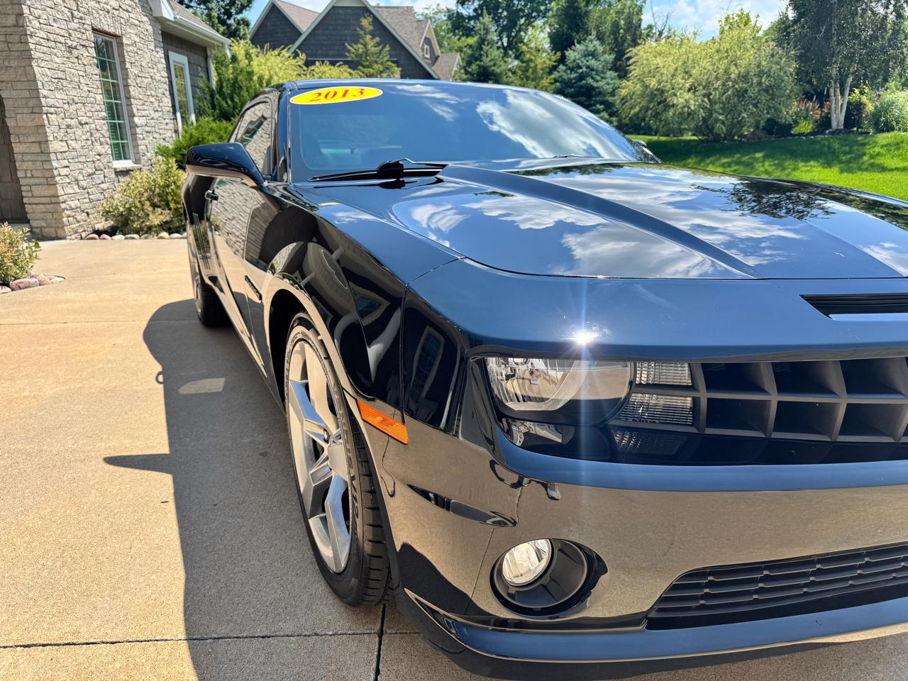 Chevrolet Camaro 2dr Cpe SS w/2SS 2013