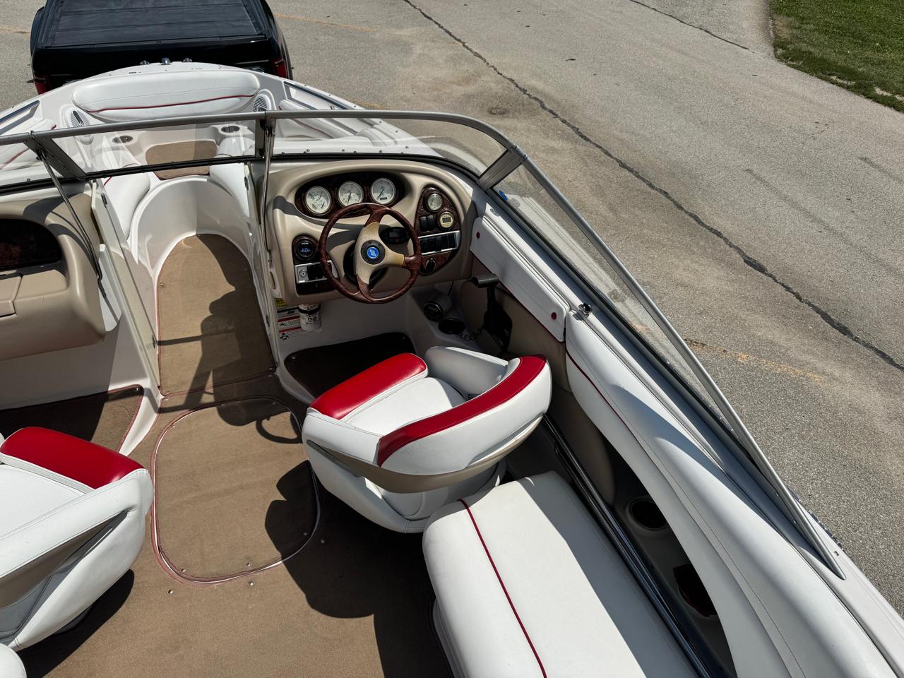 Four Winns 220 Horizon  2006