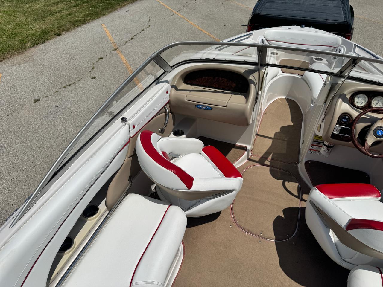 Four Winns 220 Horizon  2006