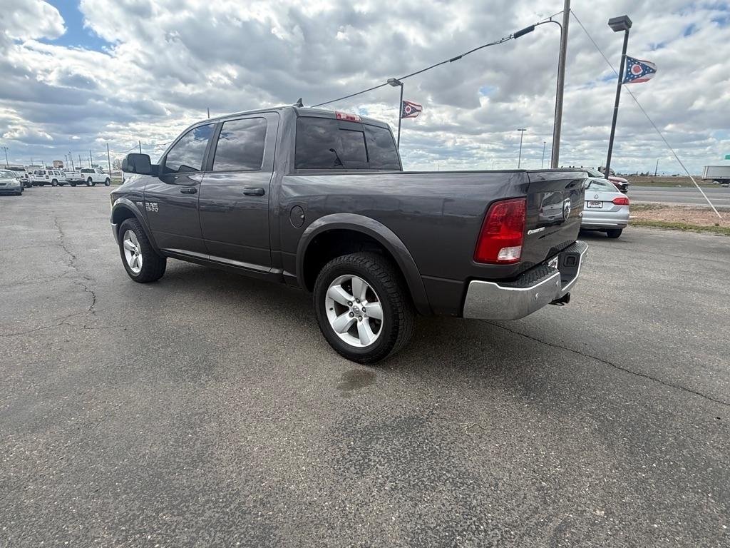 RAM 1500 SLT Crew Cab SWB 4WD 2015