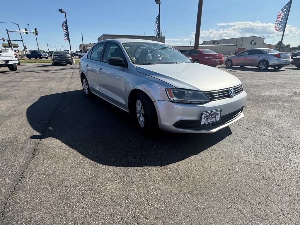2013 Volkswagen Jetta S photo 2