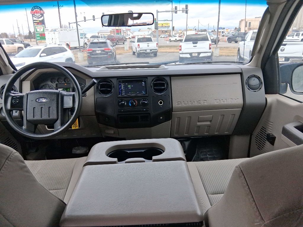 Ford F-250 SD XL Crew Cab 4WD 2008