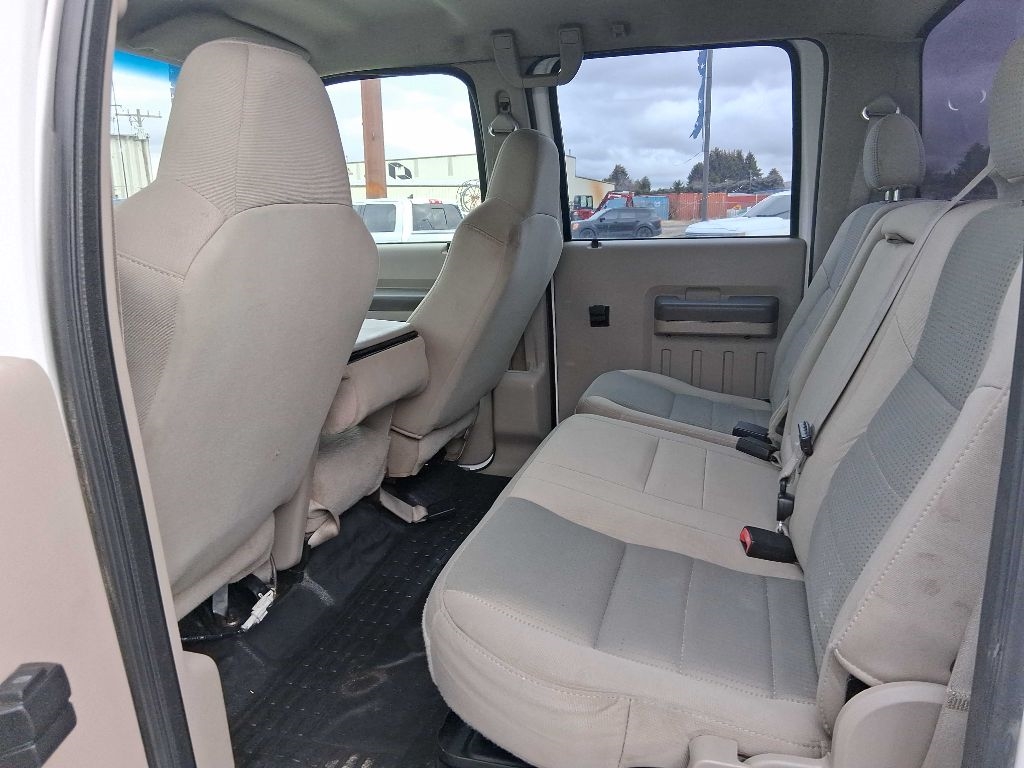 Ford F-250 SD XL Crew Cab 4WD 2008