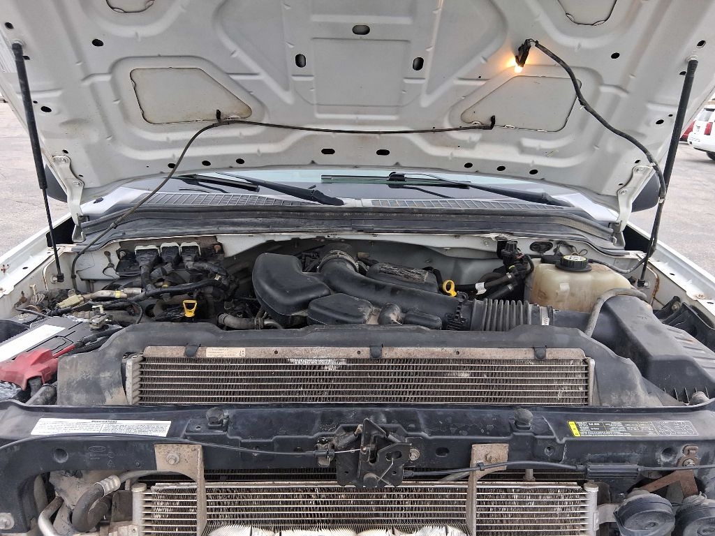 Ford F-250 SD XL Crew Cab 4WD 2008