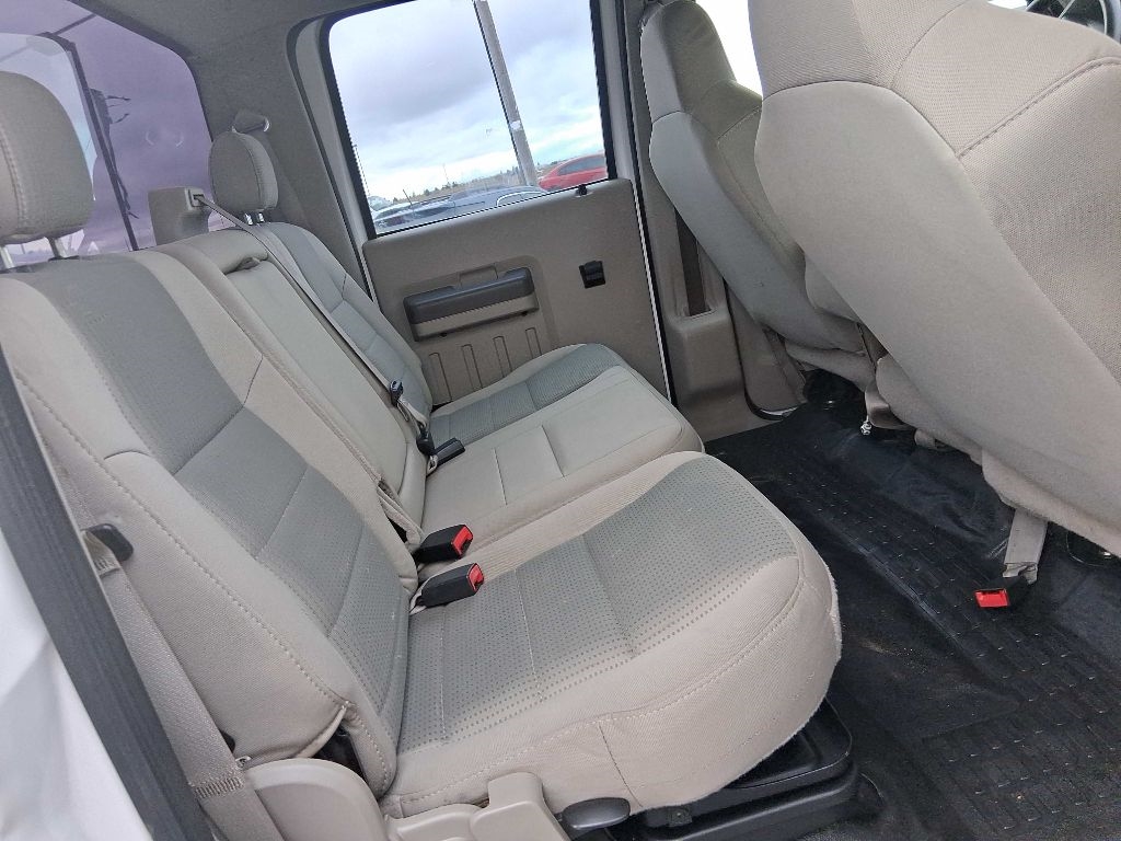 Ford F-250 SD XL Crew Cab 4WD 2008