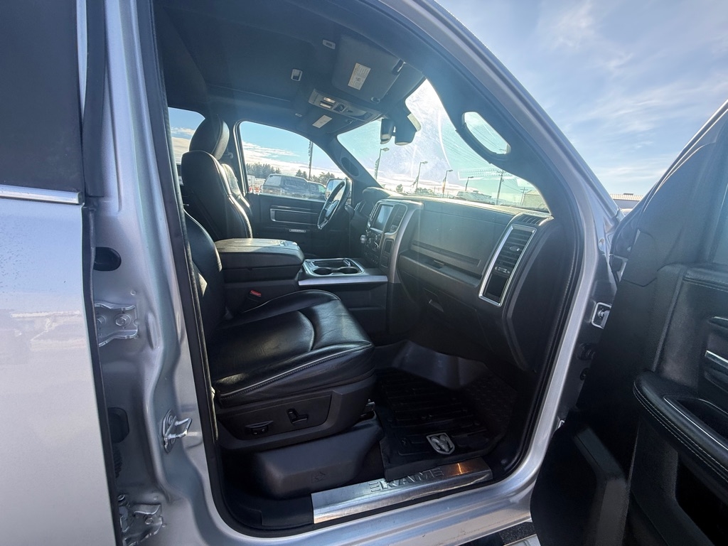 RAM 1500 Longhorn Crew Cab LWB 4WD 2017