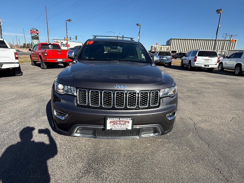2019 Jeep Grand Cherokee Limited photo 2
