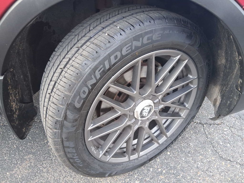 Ford Explorer Limited 4WD 2013