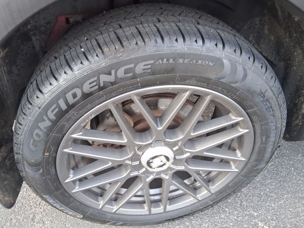 Ford Explorer Limited 4WD 2013