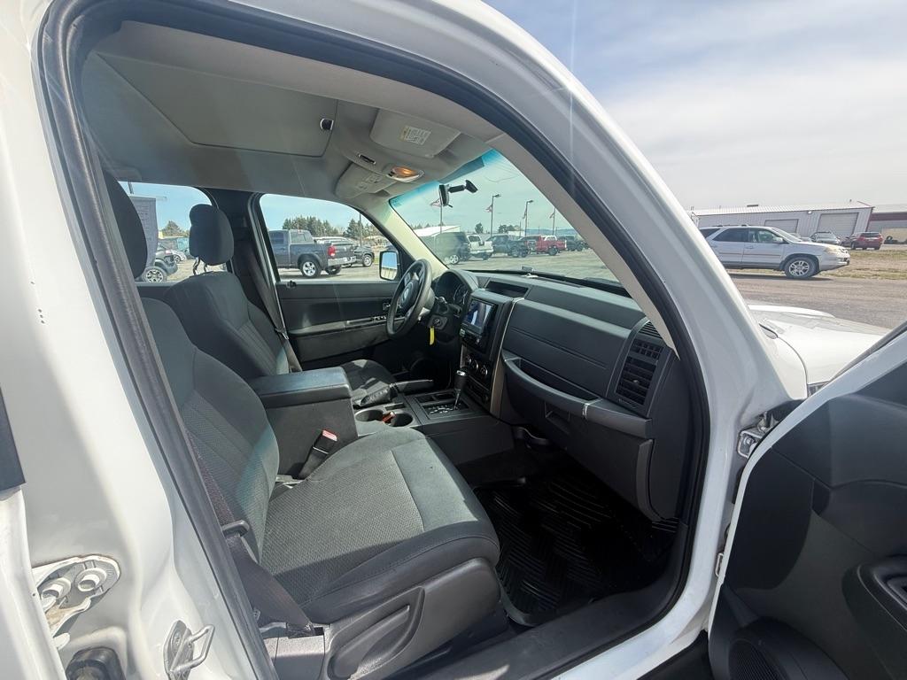 Jeep Liberty Sport 2WD 2012