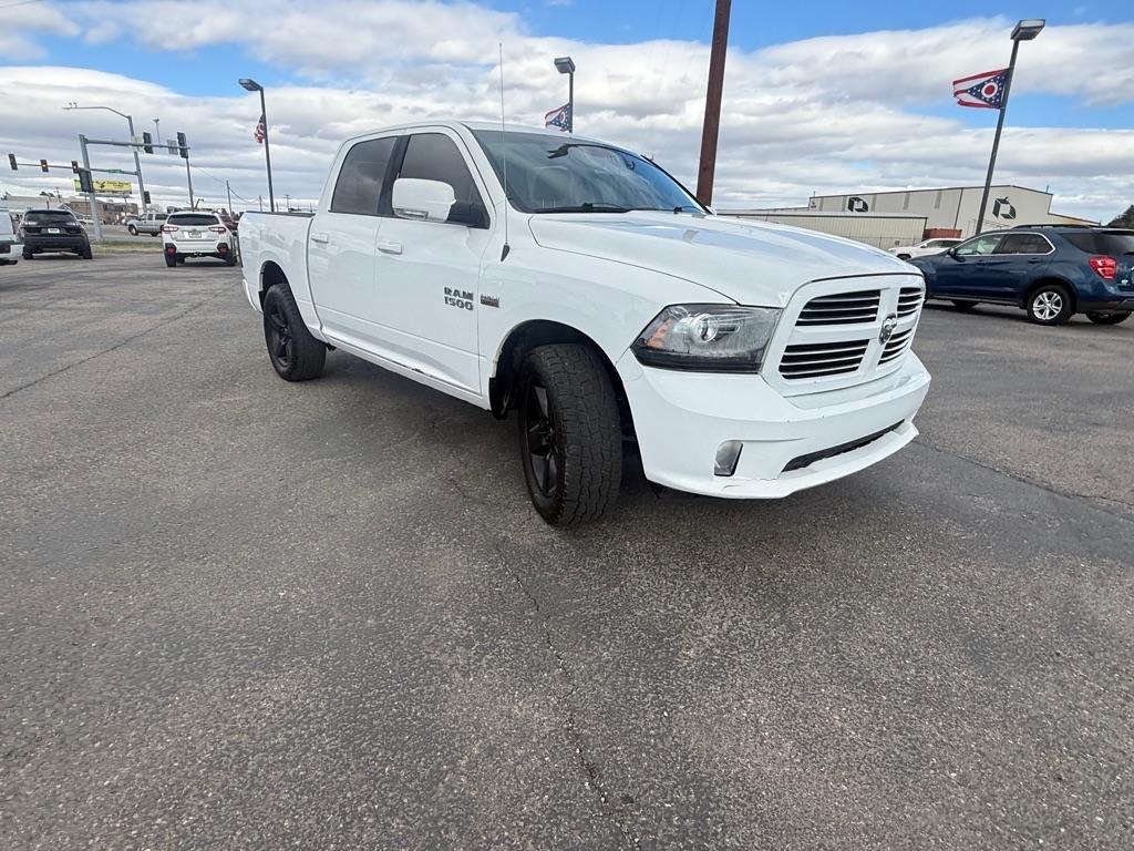 RAM 1500 Sport Crew Cab SWB 4WD 2015