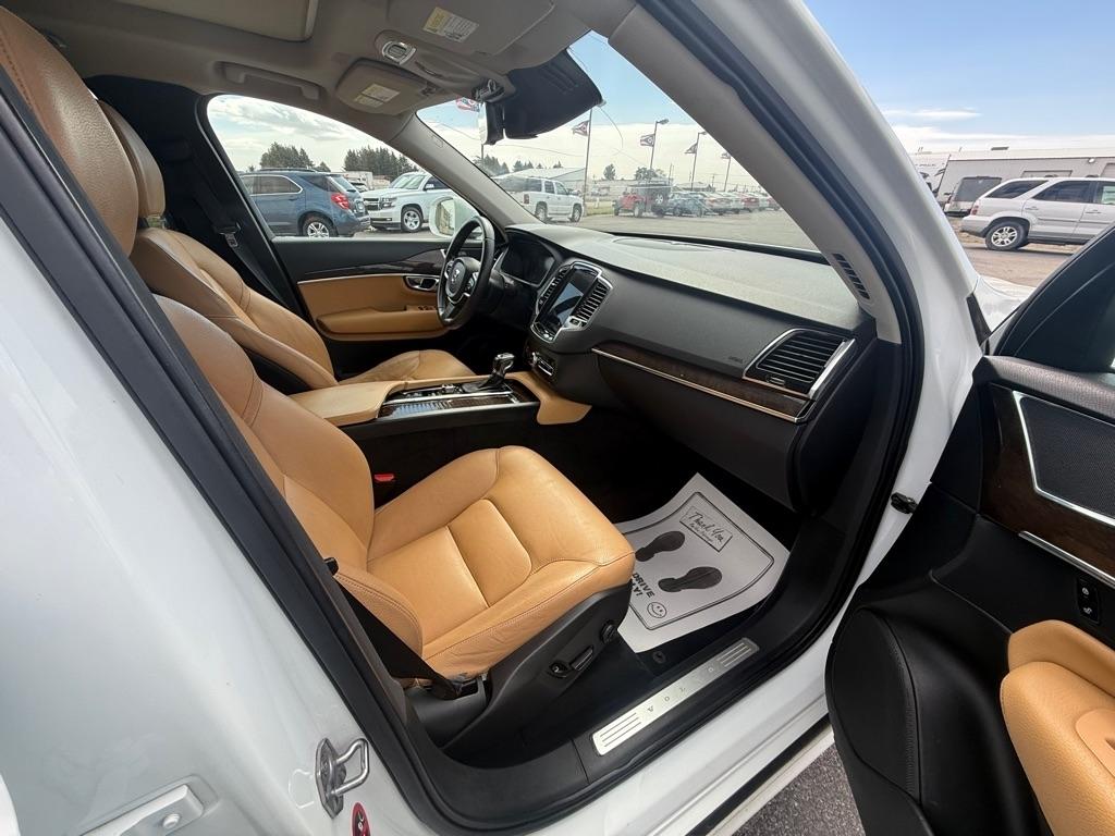 Volvo XC90 T6 Momentum AWD 2016