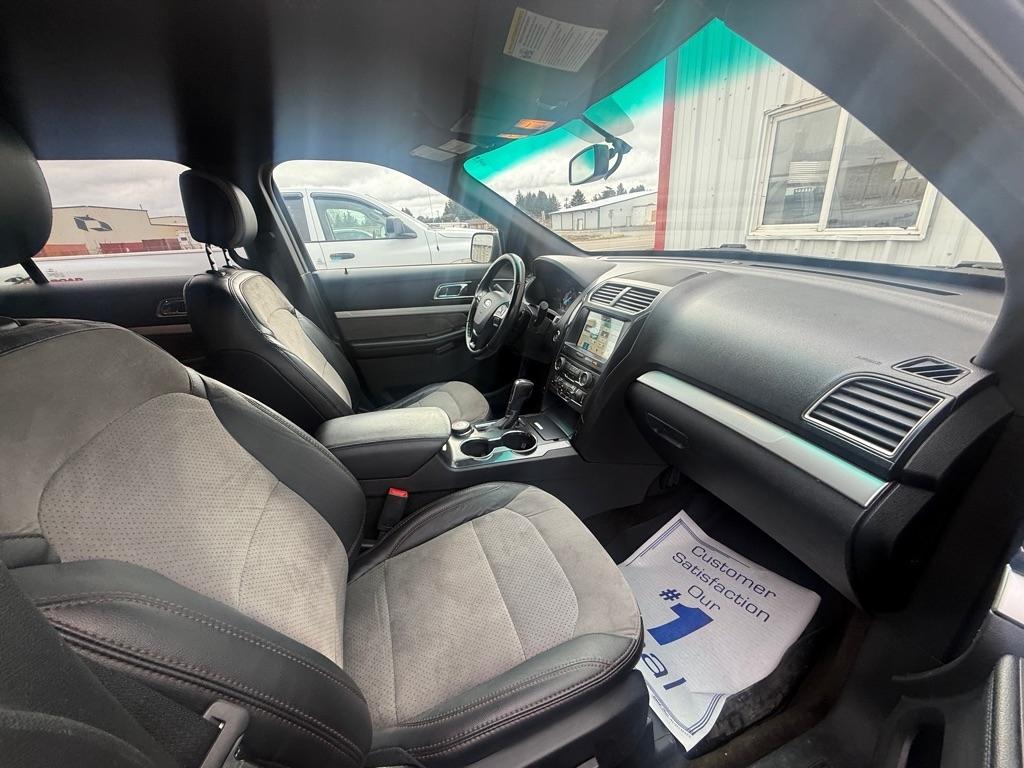 Ford Explorer XLT 4WD 2017