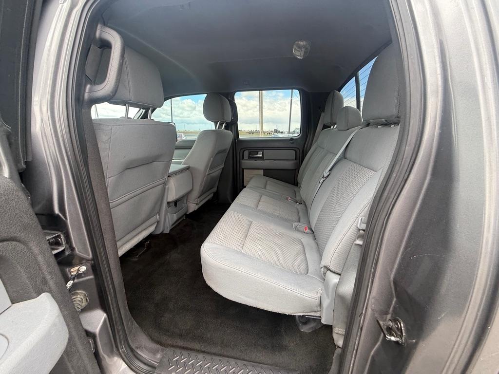 Ford F-150 XL SuperCrew 5.5-ft. Bed 4WD 2013