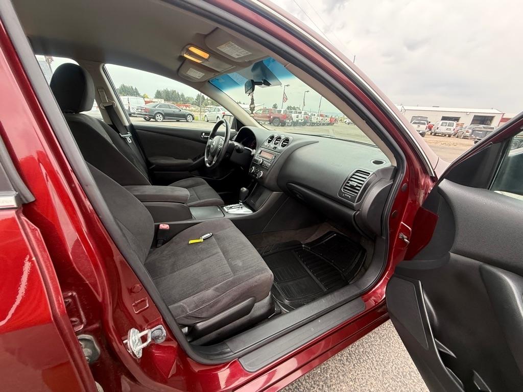 Nissan Altima 2.5 S 2011