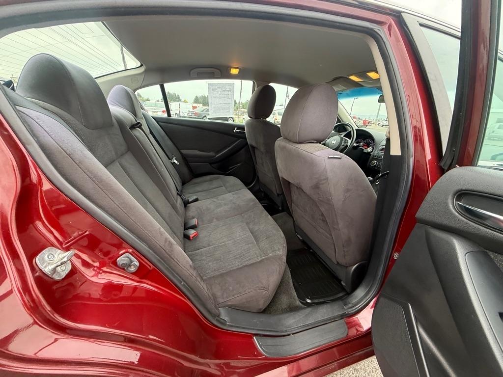 Nissan Altima 2.5 S 2011