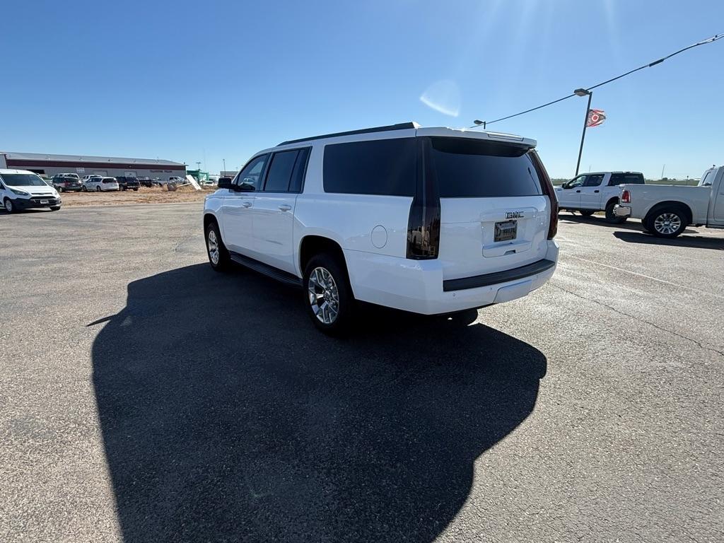 GMC Yukon XL SLE 1/2 Ton 4WD 2015