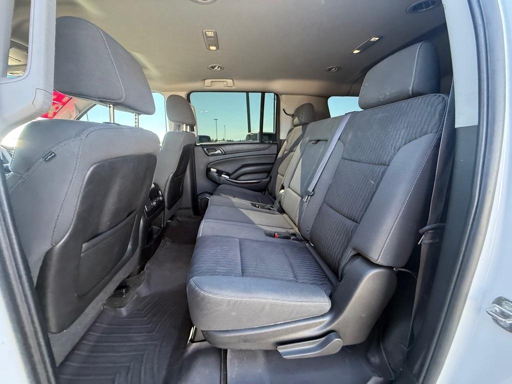 GMC Yukon XL SLE 1/2 Ton 4WD 2015