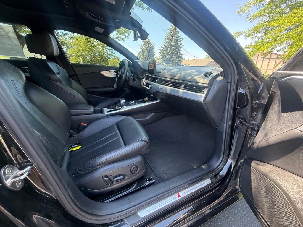 Audi A4 2.0 TFSI Premium quattro 7A 2019