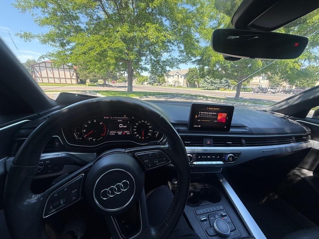 Audi A4 2.0 TFSI Premium quattro 7A 2019
