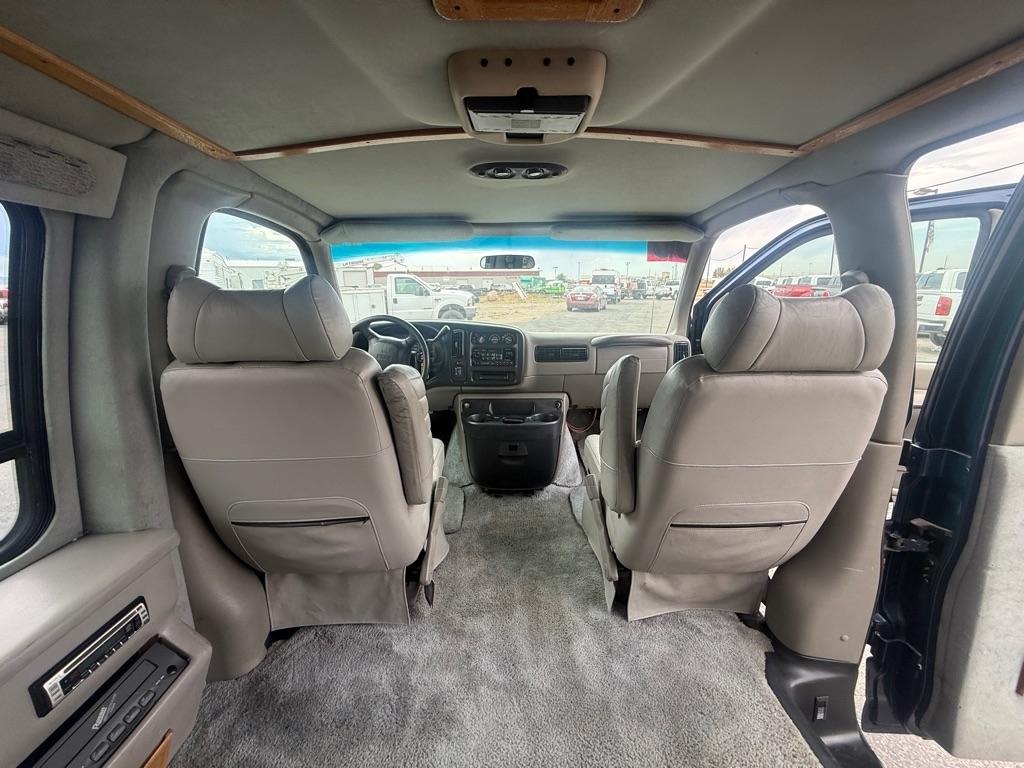 GMC Savana G1500 Cargo 2000