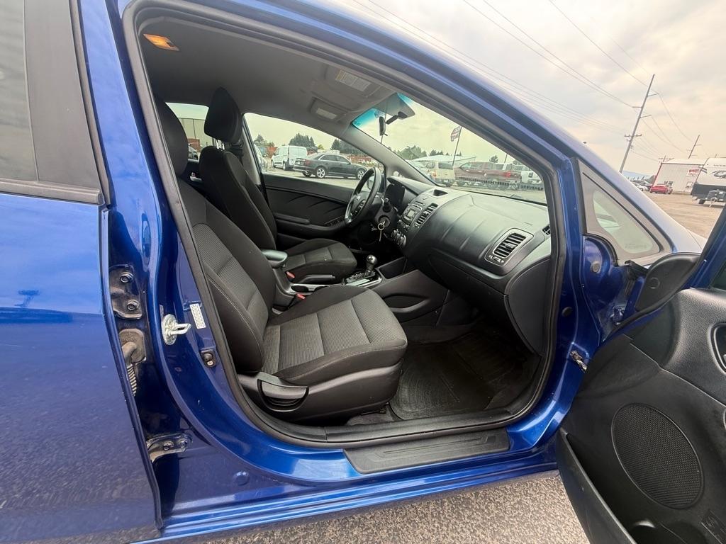Kia Forte LX 6A 2017