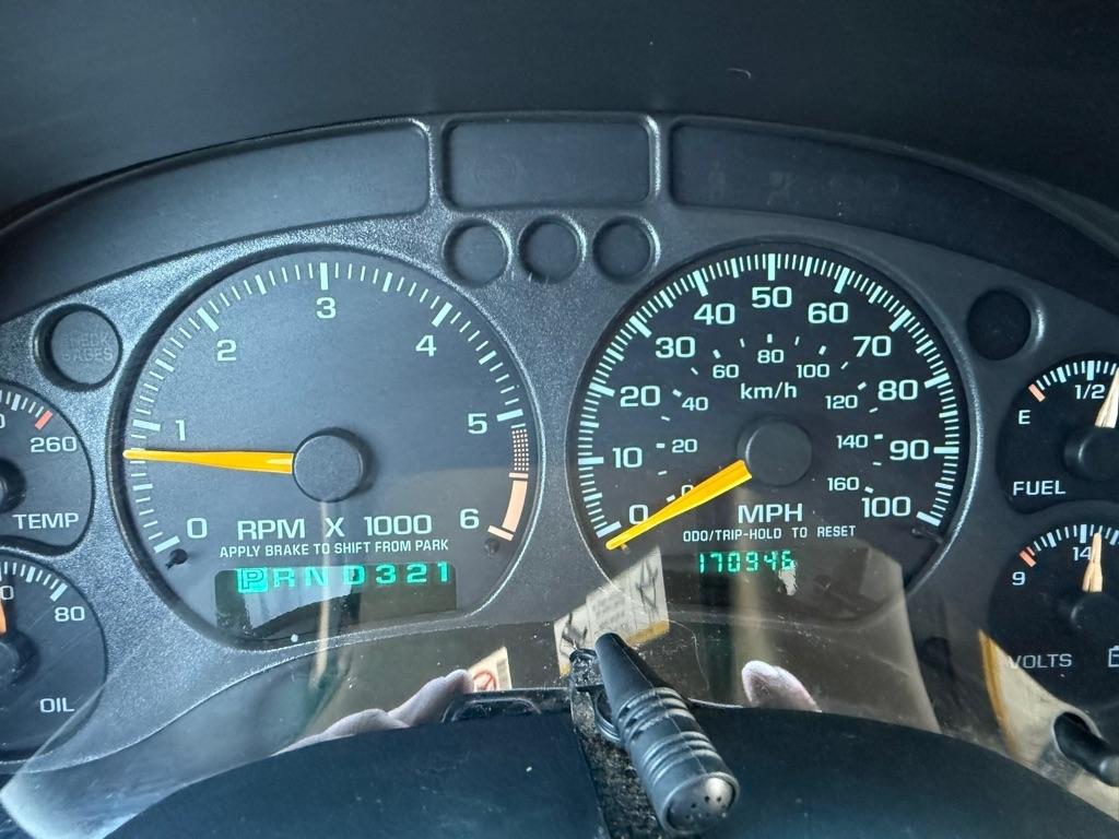 Chevrolet Blazer LS 4-Door 4WD 2000