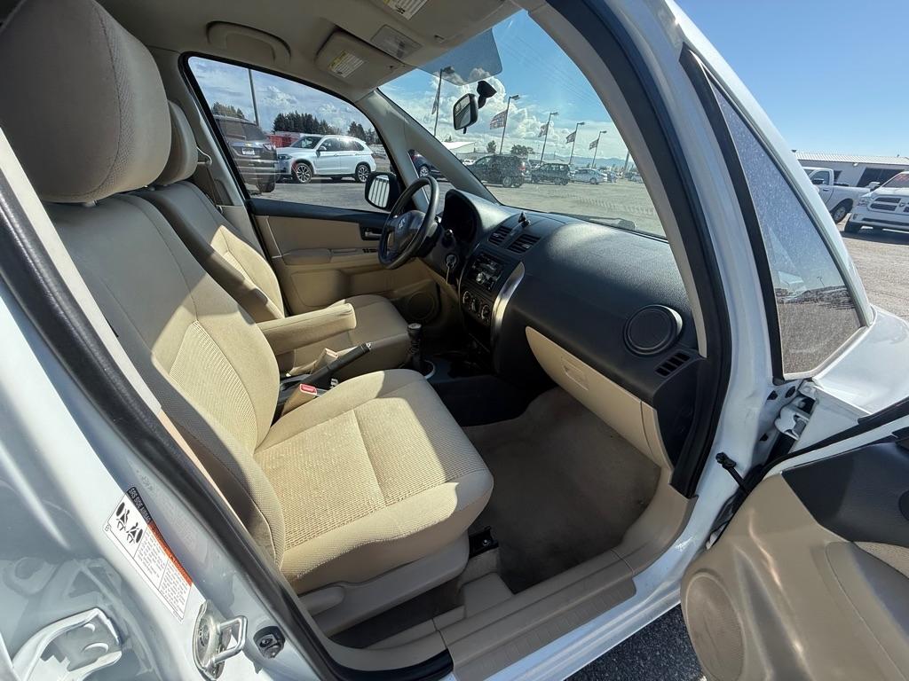 Suzuki SX4 Sport LE 2012